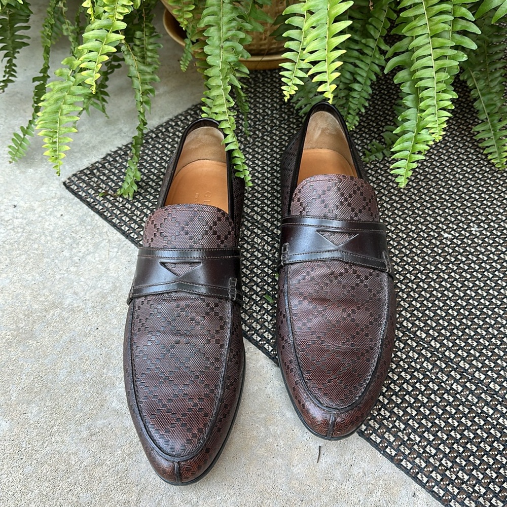 GUCCI Diamante Leather Loafers